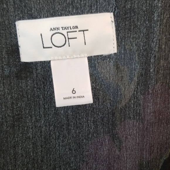 Dress - Picture 7 of 8